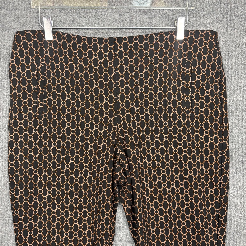 Chicos Pants 3 Women 16 Black Gold Geometric Chain Print Cropped Pull On Stretch - Picture 2 of 15